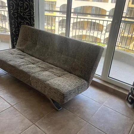 The Royal Bay Hideaway Lejlighed Aheloy