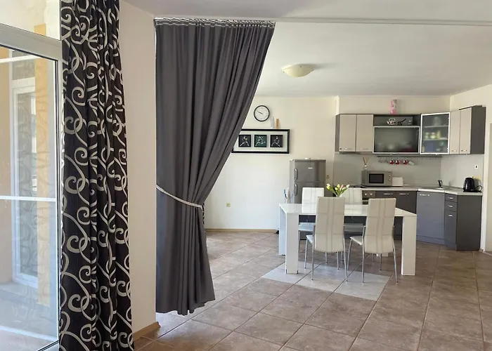 Appartement The Royal Bay Hideaway Aheloy